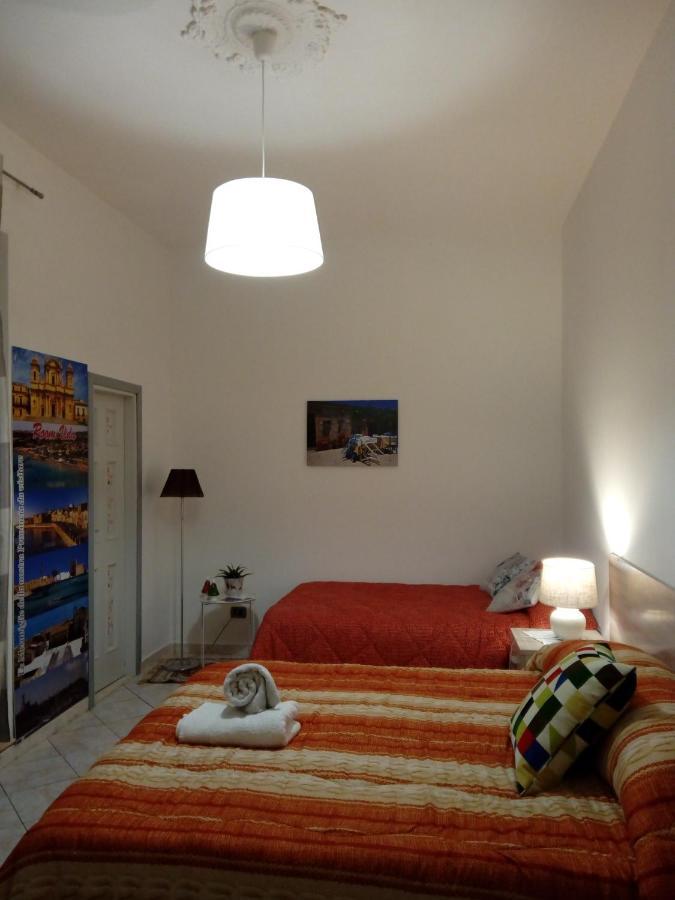 Ospitalita Barocca Room Vida Noto Exteriör bild